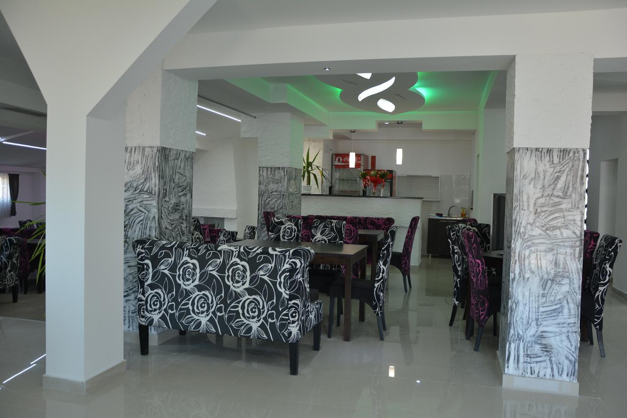 Bed and Breakfast Prenociste Bojan 017 Vranje Exterior foto
