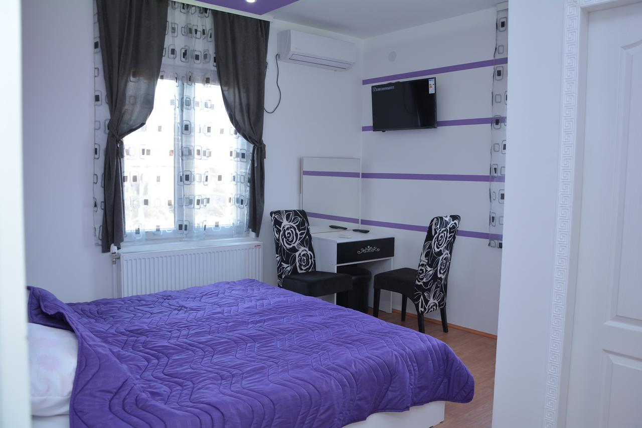 Bed and Breakfast Prenociste Bojan 017 Vranje Exterior foto