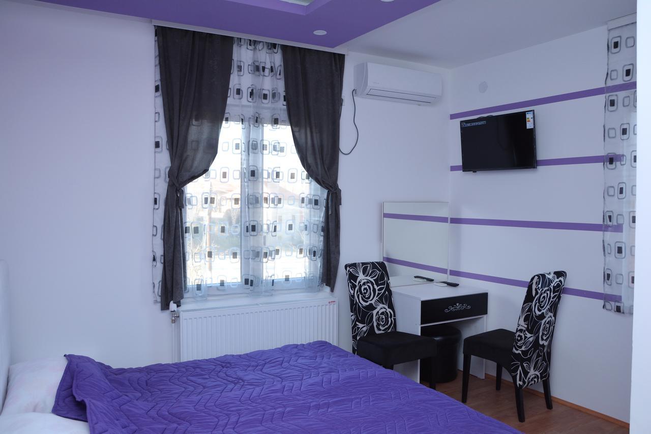 Bed and Breakfast Prenociste Bojan 017 Vranje Exterior foto
