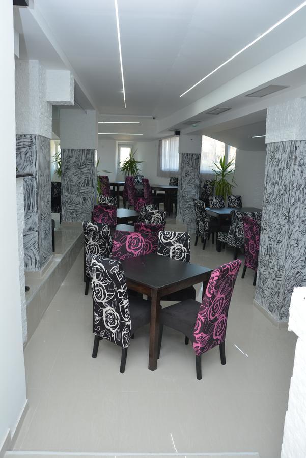 Bed and Breakfast Prenociste Bojan 017 Vranje Exterior foto