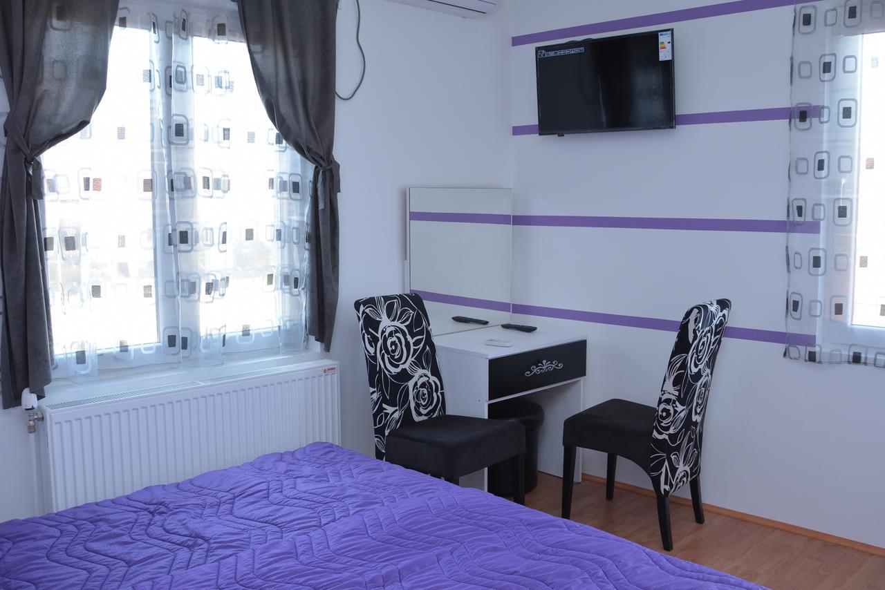 Bed and Breakfast Prenociste Bojan 017 Vranje Exterior foto