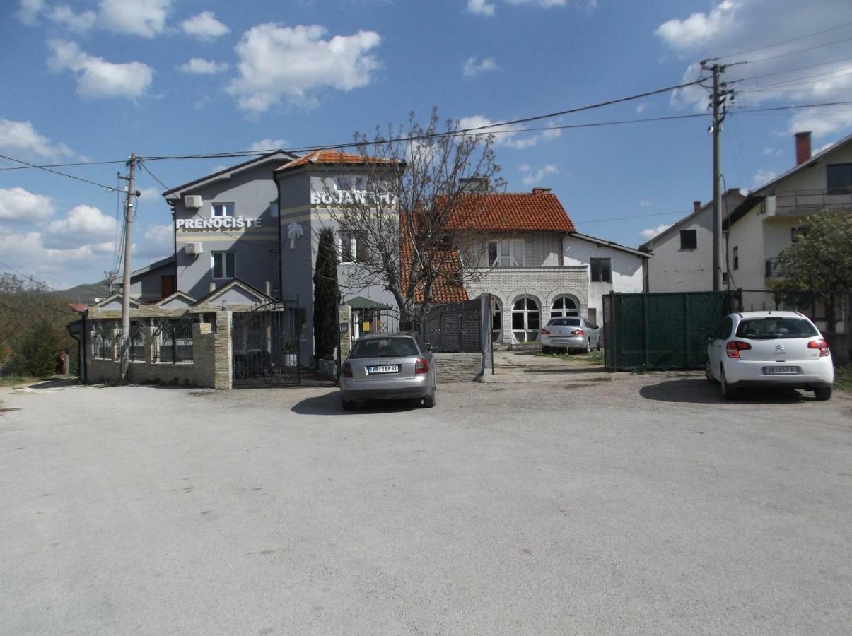 Bed and Breakfast Prenociste Bojan 017 Vranje Exterior foto